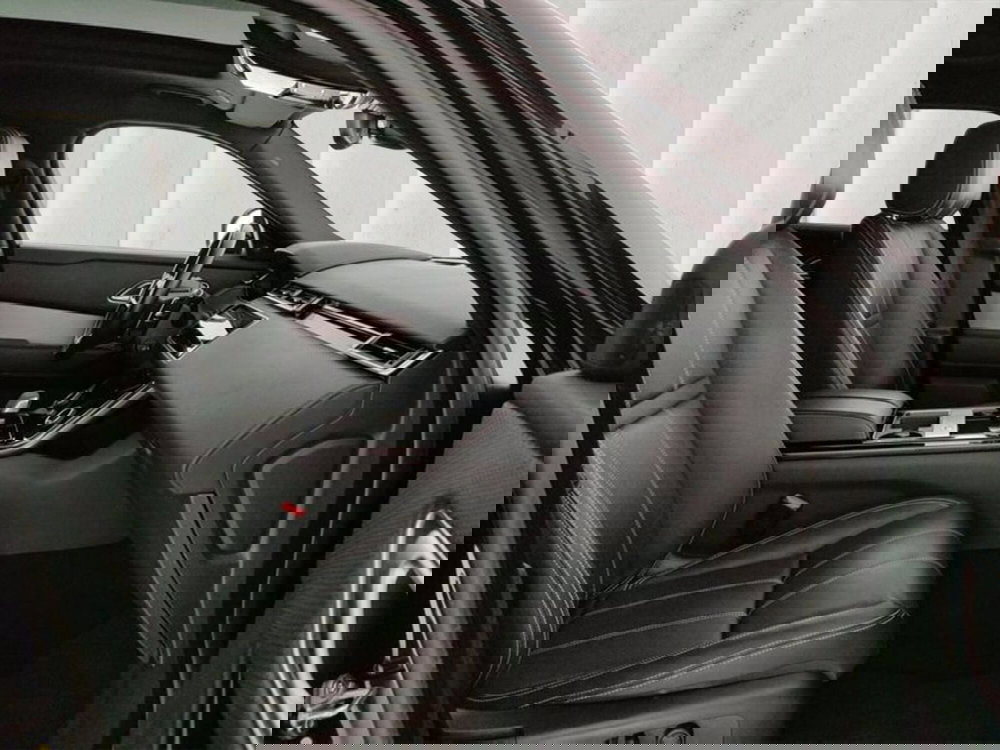 Land Rover Range Rover Velar usata a Pavia (3)