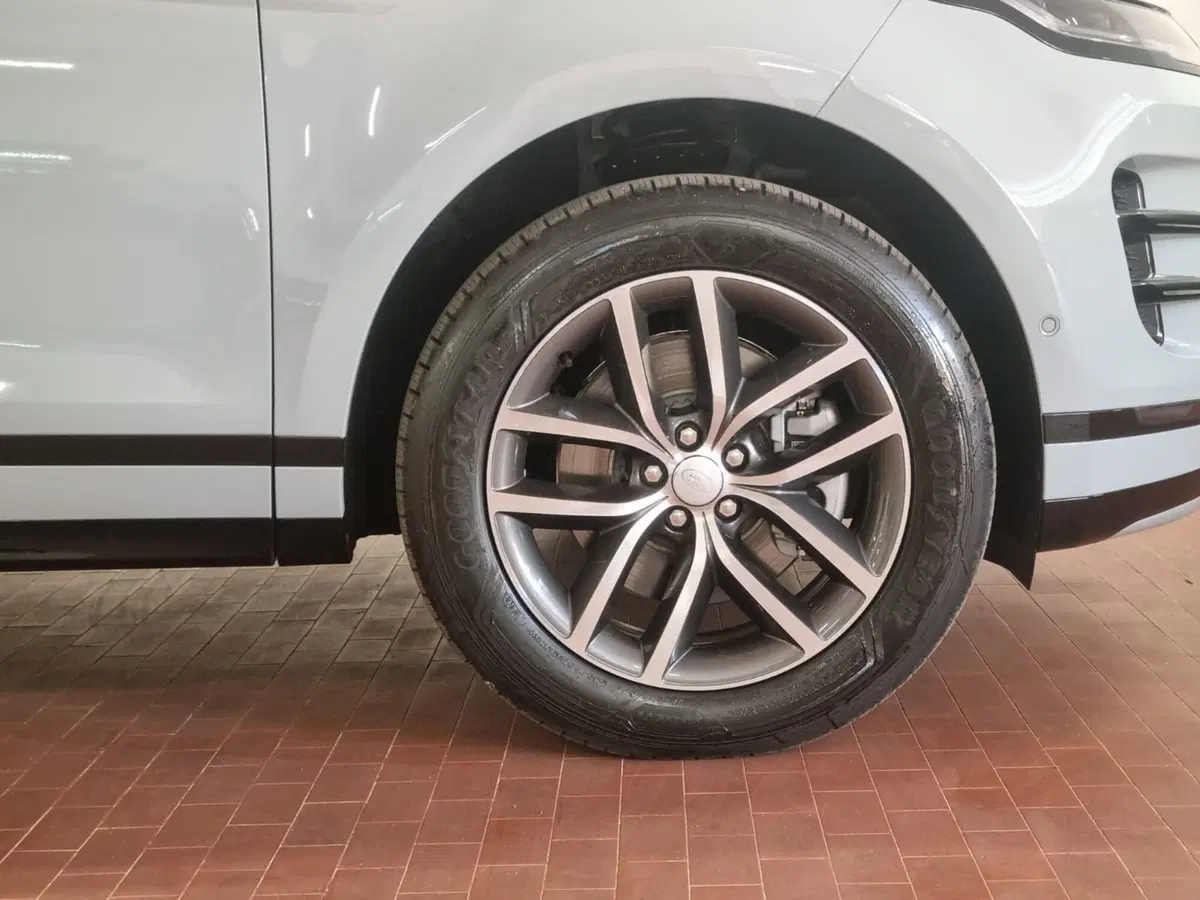 Land Rover Range Rover Evoque usata a Brescia (9)