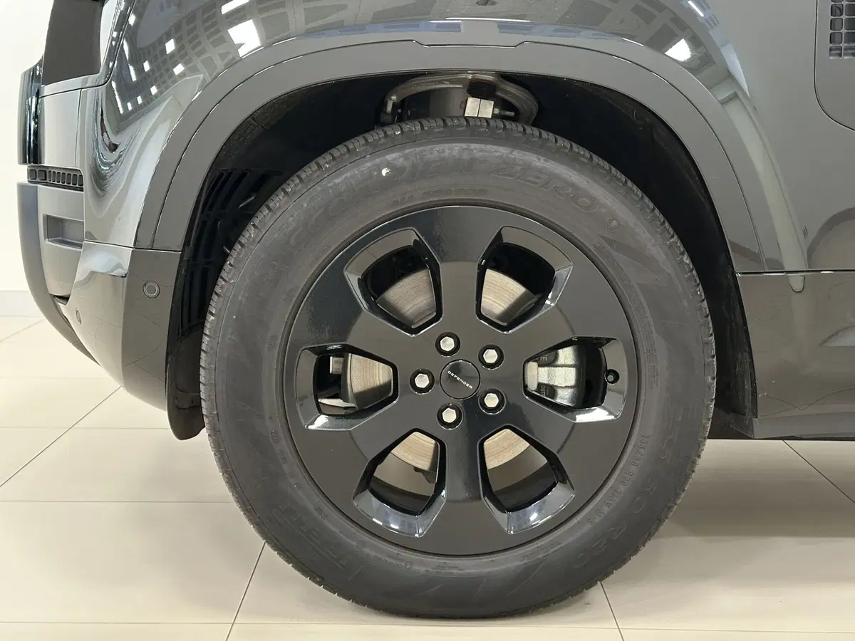 Land Rover Defender usata a Lodi (9)