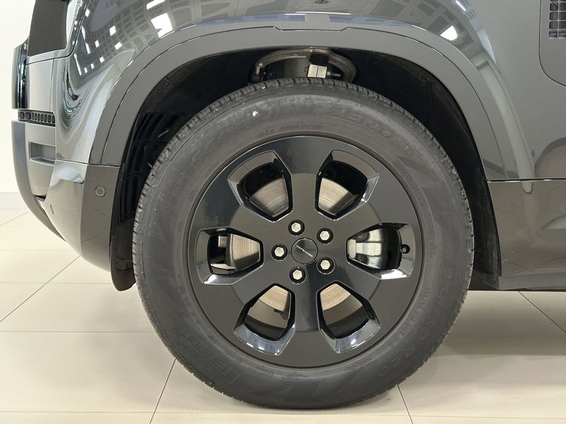 Land Rover Defender usata a Lodi (9)