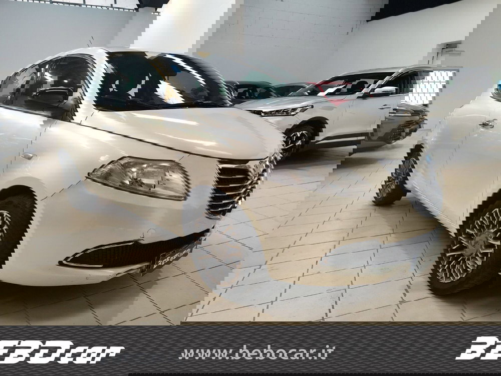 Lancia Ypsilon usata a Torino (3)