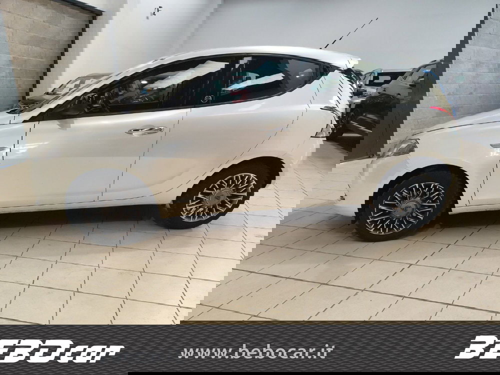 Lancia Ypsilon usata a Torino (4)