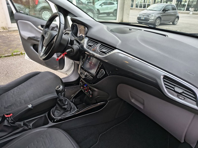 Opel Corsa usata a Padova (13)