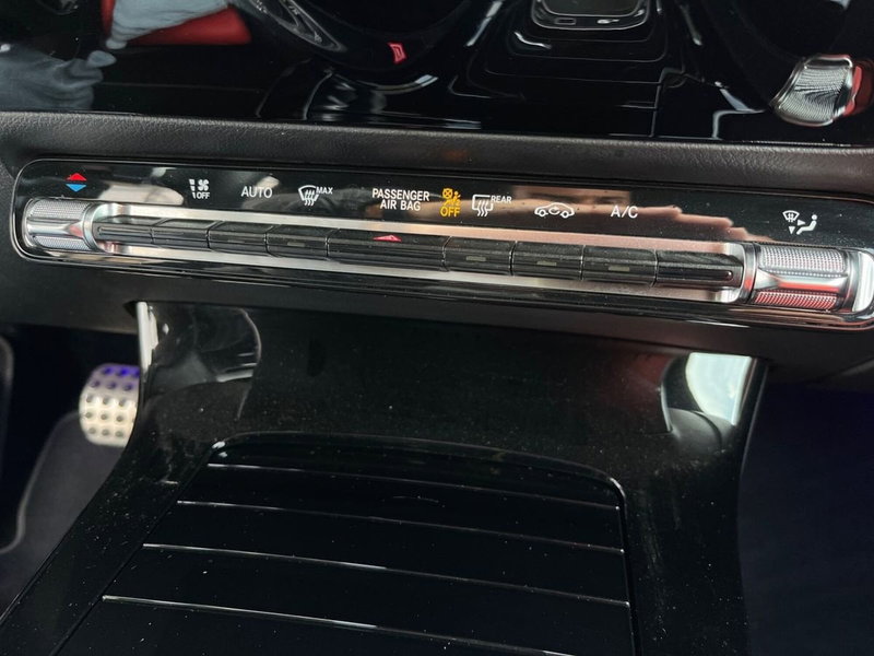 Mercedes-Benz Classe A usata a Napoli (16)