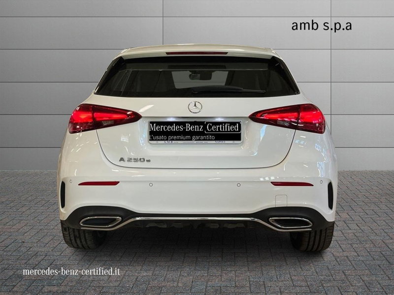 Mercedes-Benz Classe A usata a Napoli (4)