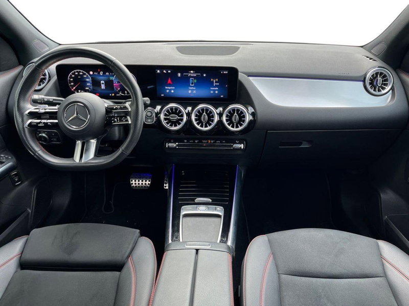 Mercedes-Benz GLA SUV usata a Napoli (11)