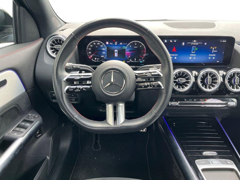 Mercedes-Benz GLA SUV usata a Napoli (12)