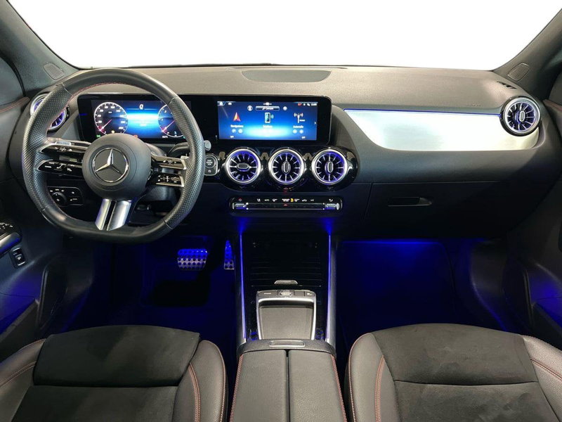 Mercedes-Benz GLA SUV usata a Napoli (11)