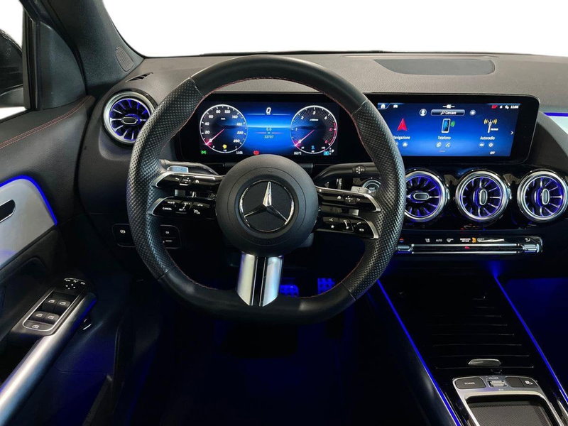 Mercedes-Benz GLA SUV usata a Napoli (12)