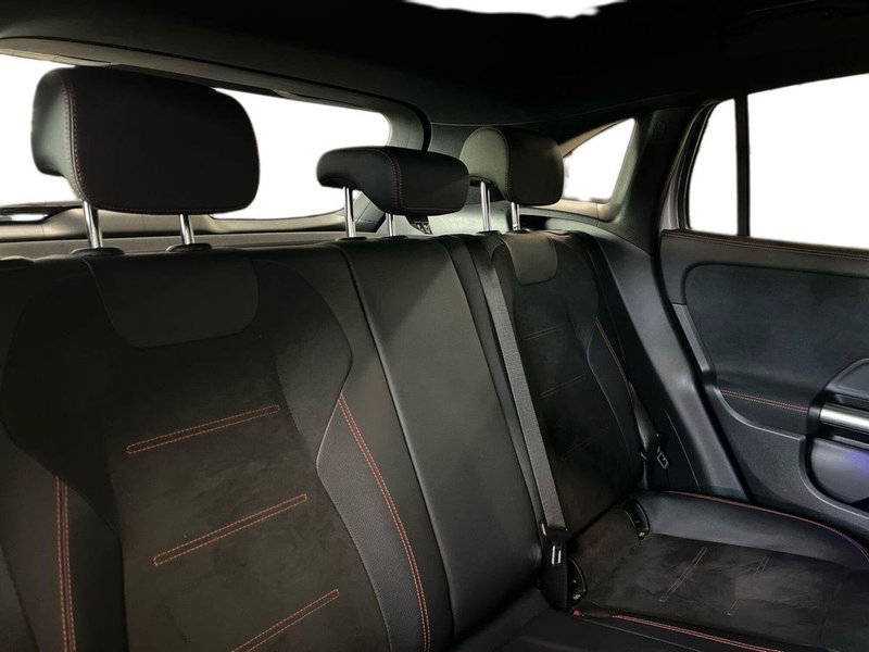 Mercedes-Benz GLA SUV usata a Napoli (14)