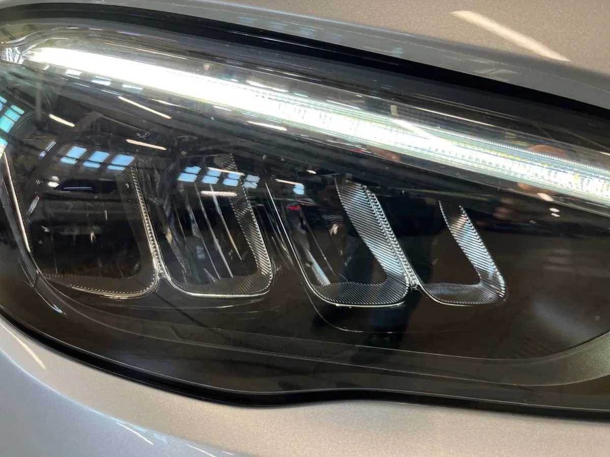 Mercedes-Benz GLA SUV usata a Napoli (7)