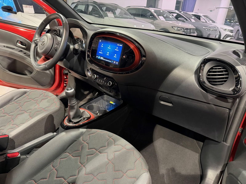 Toyota Aygo X usata a Genova (12)