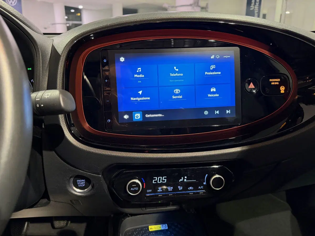 Toyota Aygo X usata a Genova (14)