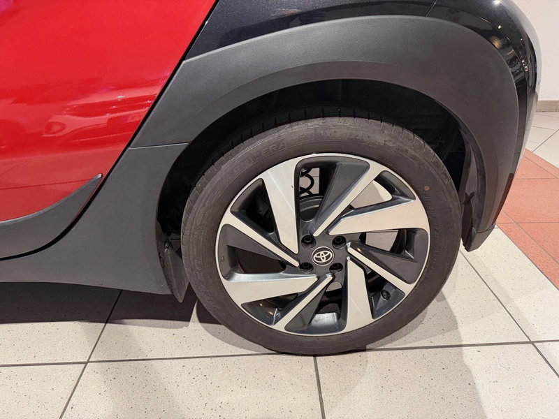 Toyota Aygo X usata a Genova (16)