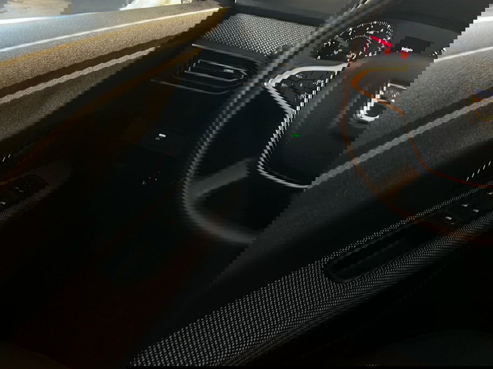 Dacia Jogger usata a Roma (13)