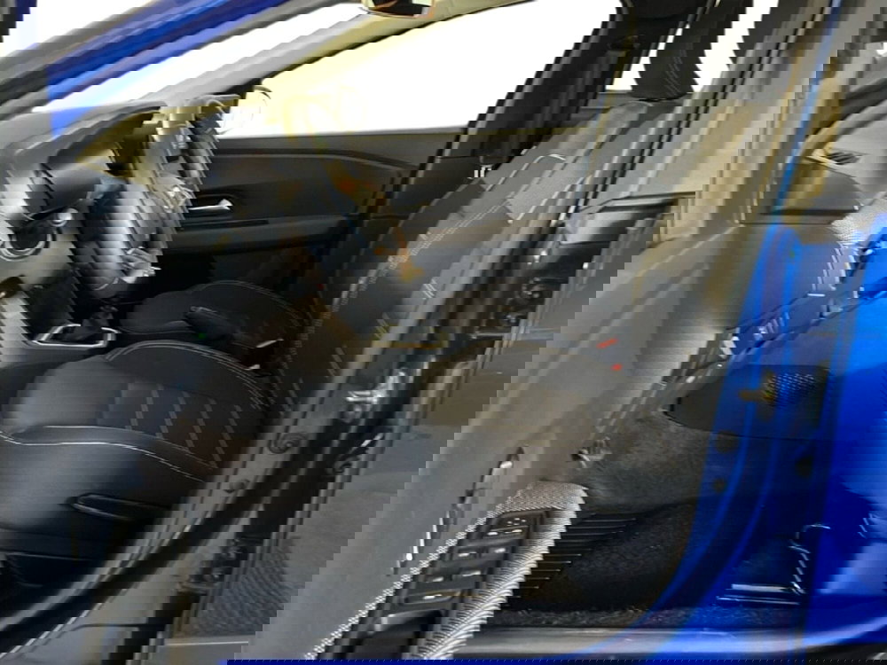 Dacia Jogger usata a Roma (14)