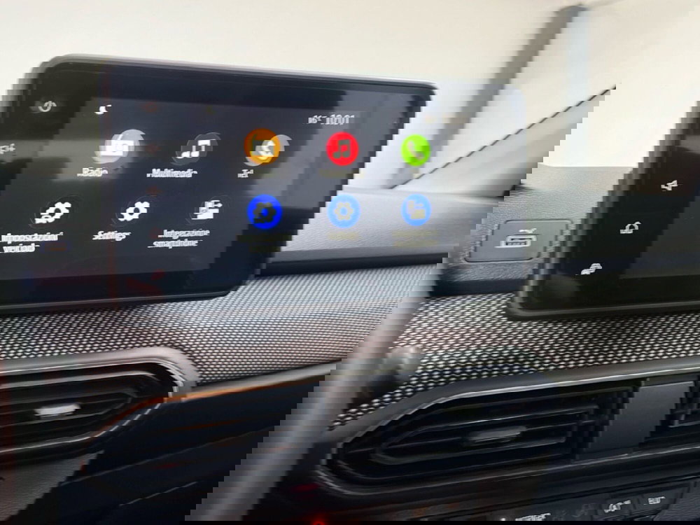 Dacia Jogger usata a Roma (18)