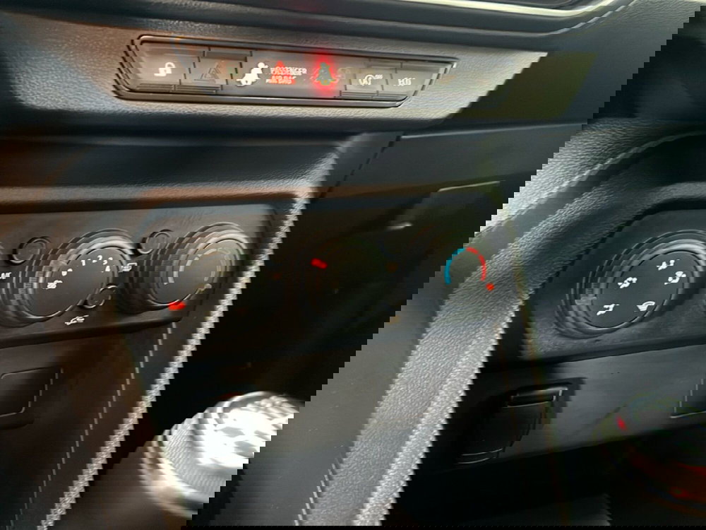 Dacia Jogger usata a Roma (19)