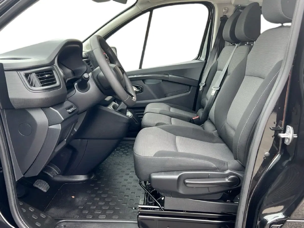 Renault Trafic usata a Roma (14)