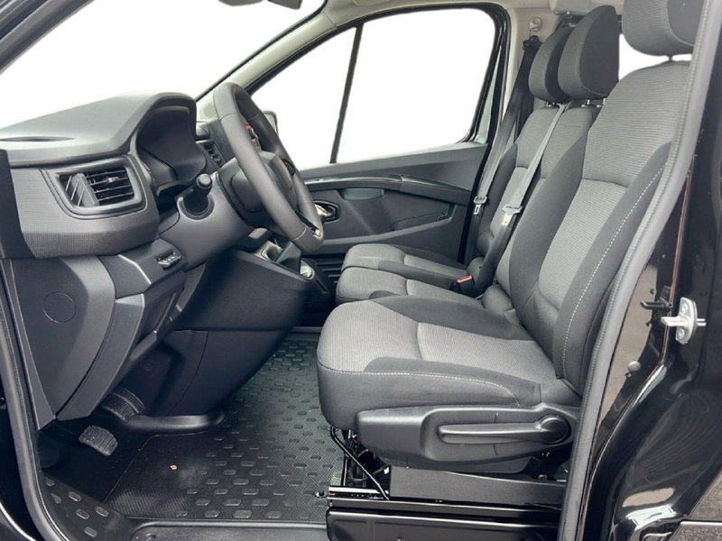 Renault Trafic usata a Roma (14)