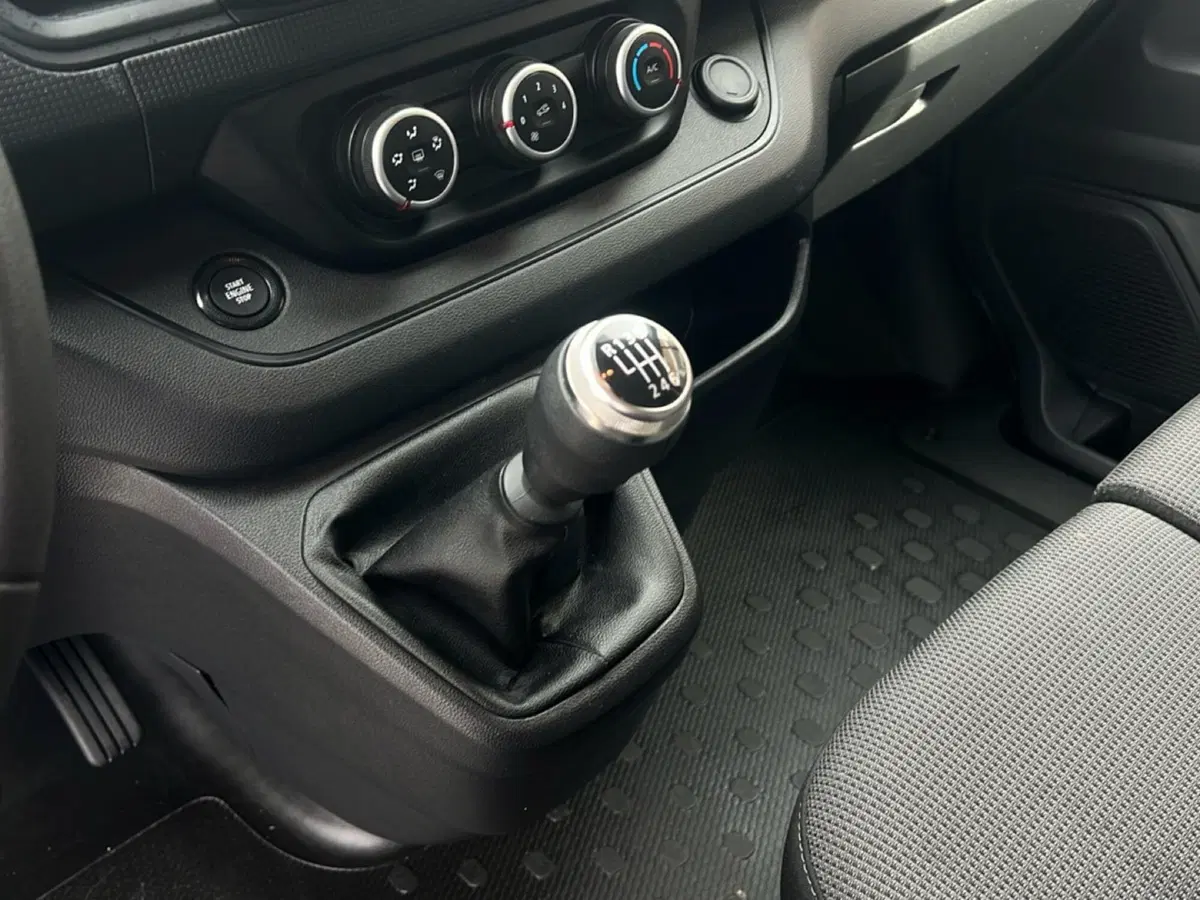 Renault Trafic usata a Roma (16)