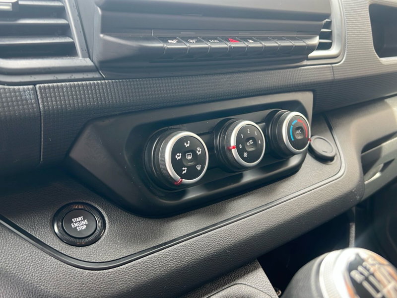 Renault Trafic usata a Roma (19)