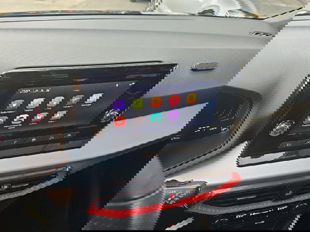 SEAT Arona usata a Lecco (15)