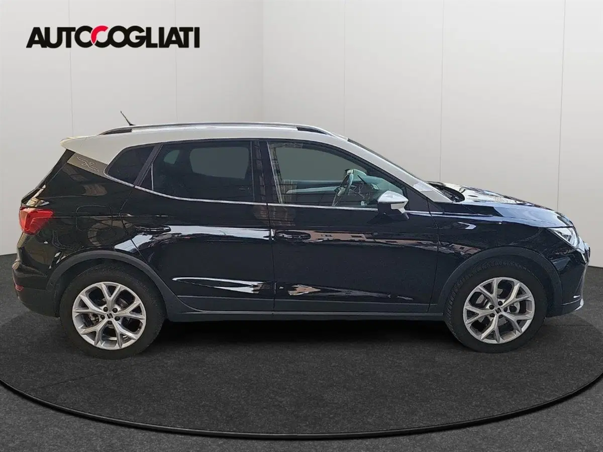 SEAT Arona usata a Lecco (4)