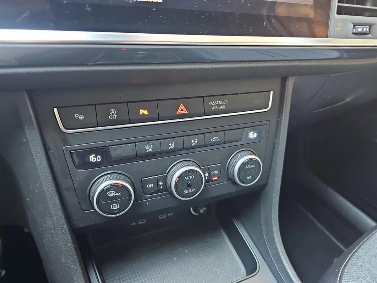 SEAT Ateca usata a Lecco (15)