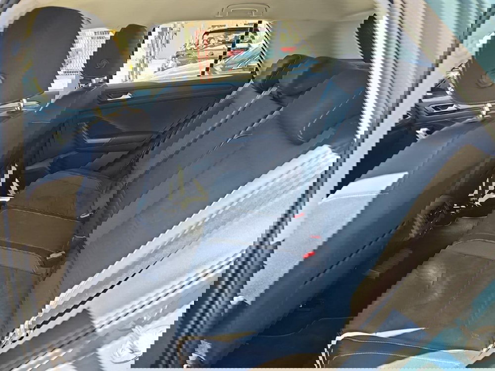 Volkswagen T-Roc usata a Lecco (11)