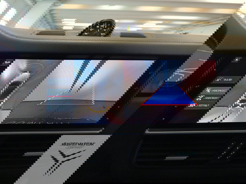 Porsche Cayenne usata a Varese (16)