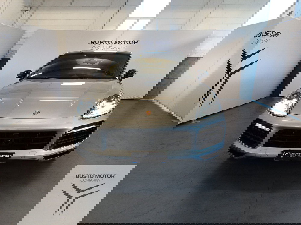 Porsche Cayenne usata a Varese (2)
