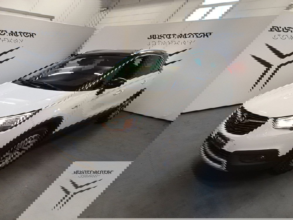 Opel Crossland X usata a Varese (3)