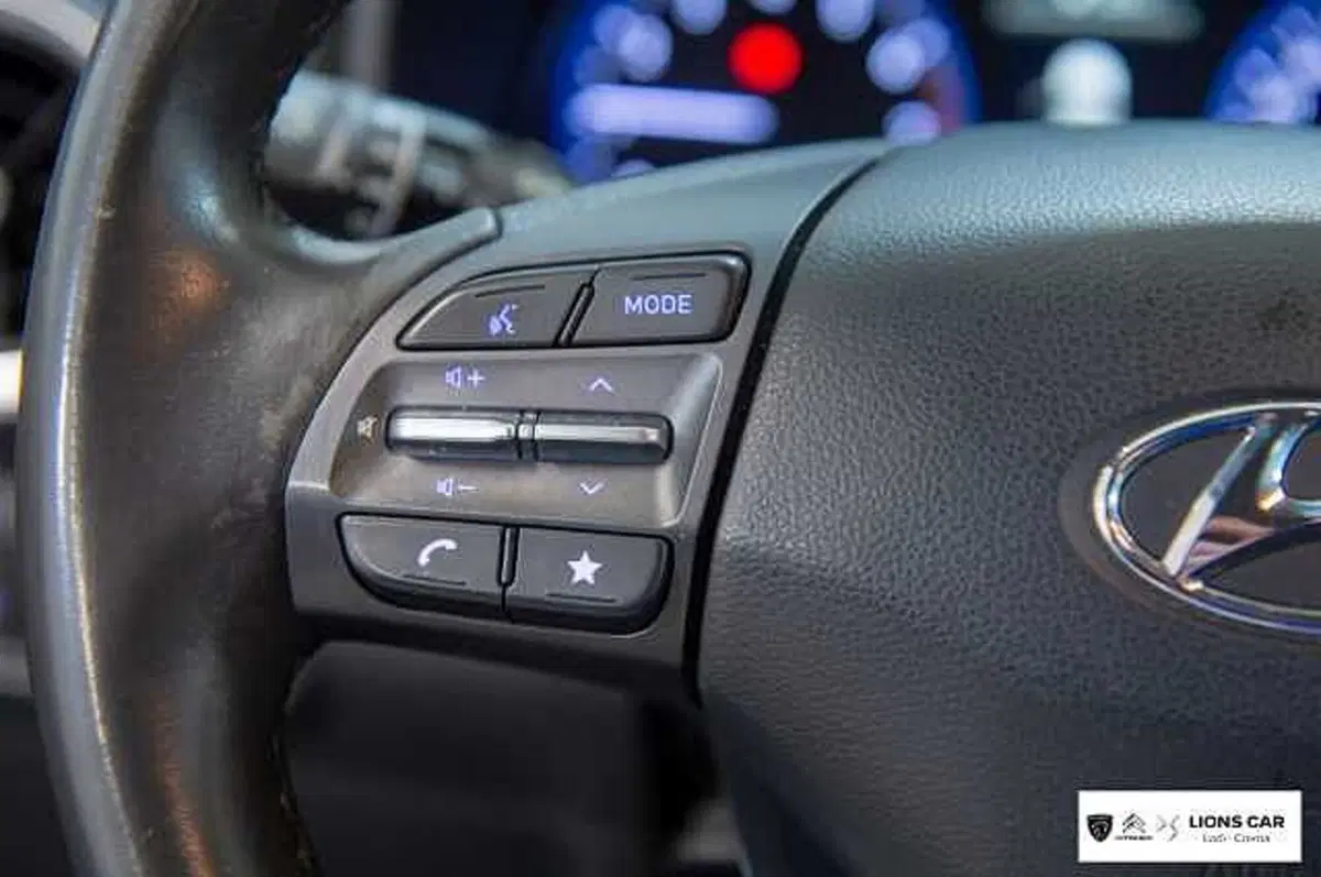 Hyundai Kona usata a Lodi (14)