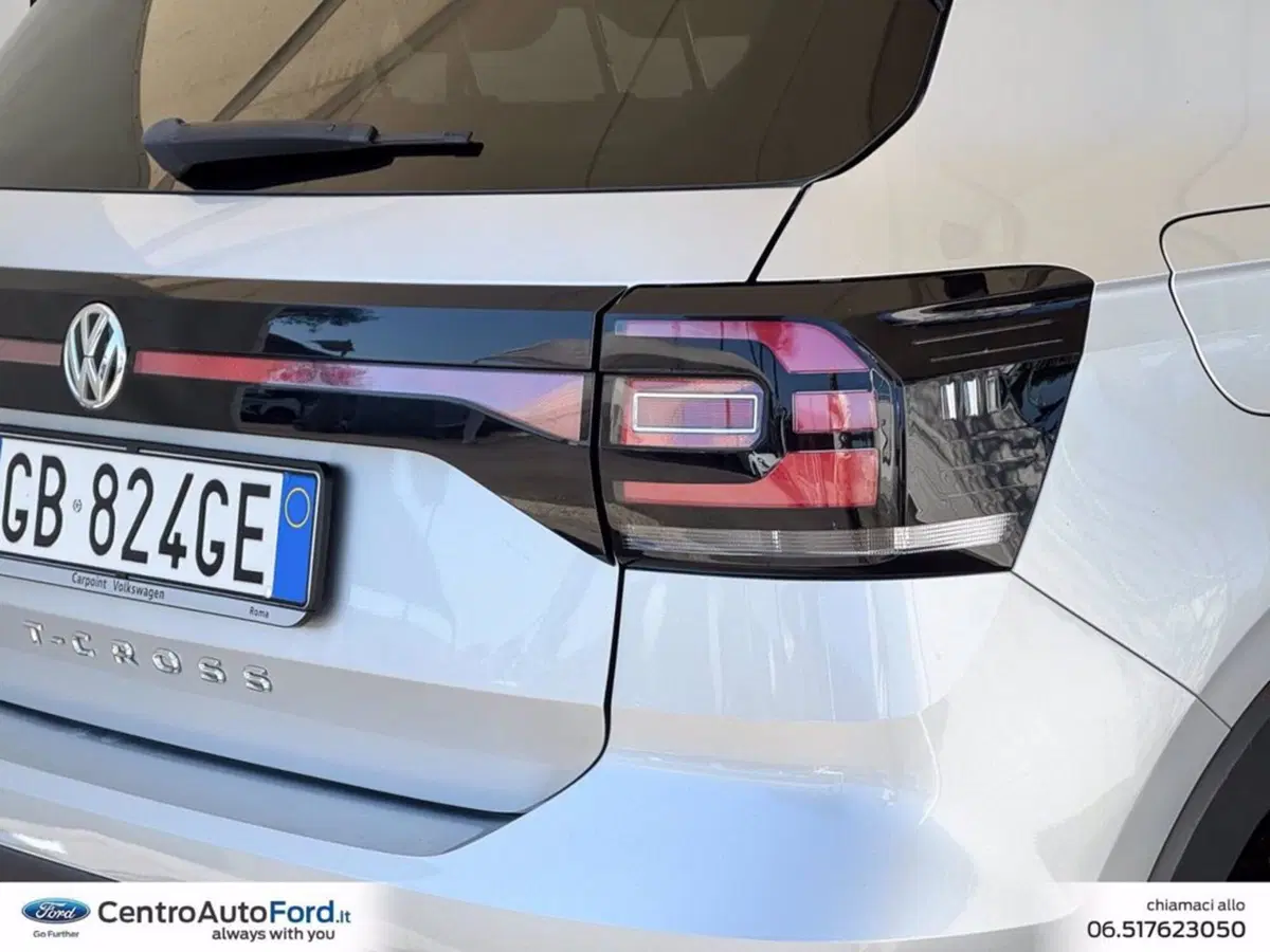 Volkswagen T-Cross usata a Roma (16)