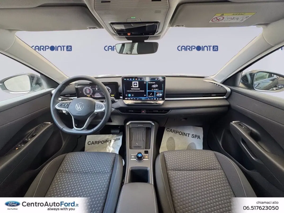 Volkswagen T-Roc nuova a Roma (8)