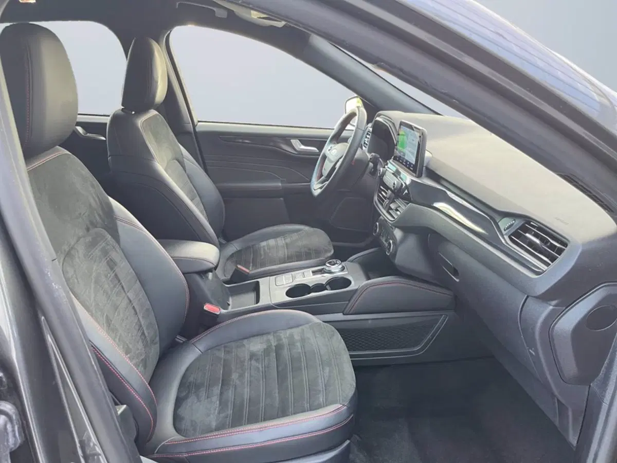 Ford Kuga usata a Milano (15)