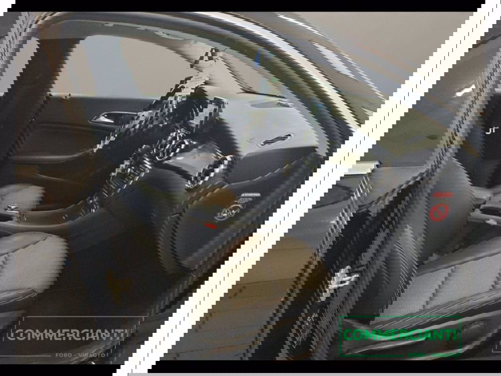 Mercedes-Benz CLA usata a Catania (15)