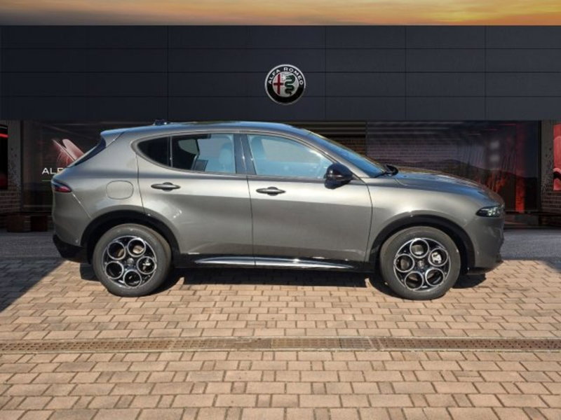 Alfa Romeo Tonale nuova a Monza e Brianza (4)