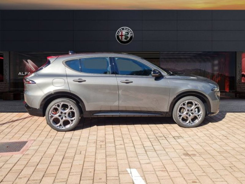 Alfa Romeo Tonale nuova a Monza e Brianza (4)