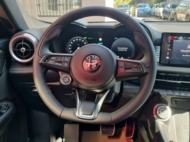 Alfa Romeo Tonale nuova a Monza e Brianza (9)