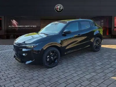 Alfa Romeo Junior 1.2 ibrida Ti 145cv edct6 nuova a Monza