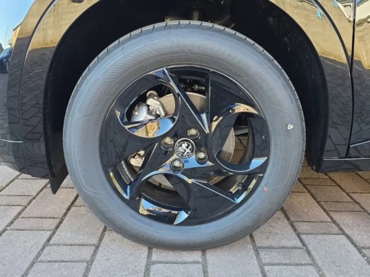 Alfa Romeo Junior nuova a Monza e Brianza (13)