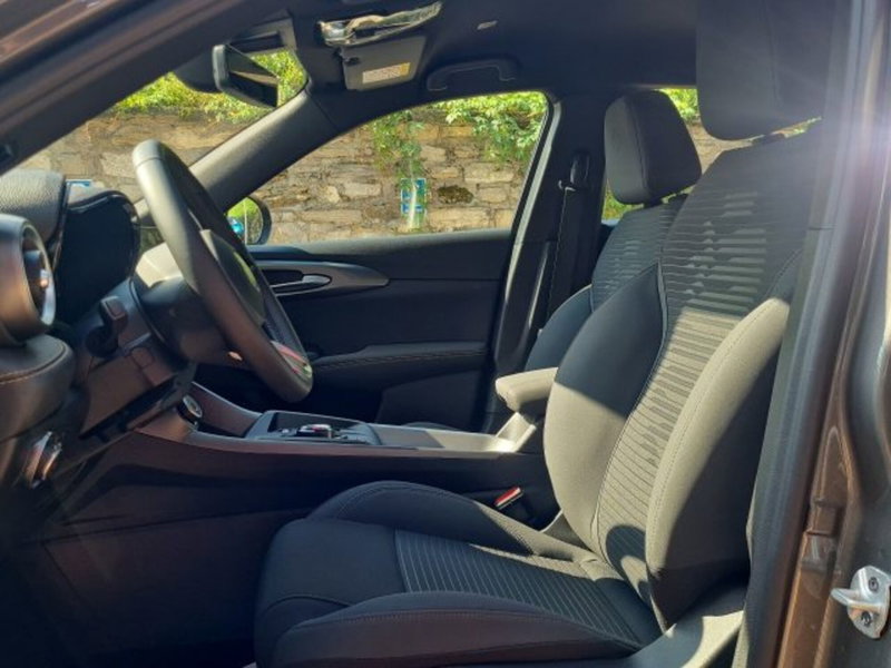 Alfa Romeo Tonale nuova a Monza e Brianza (11)