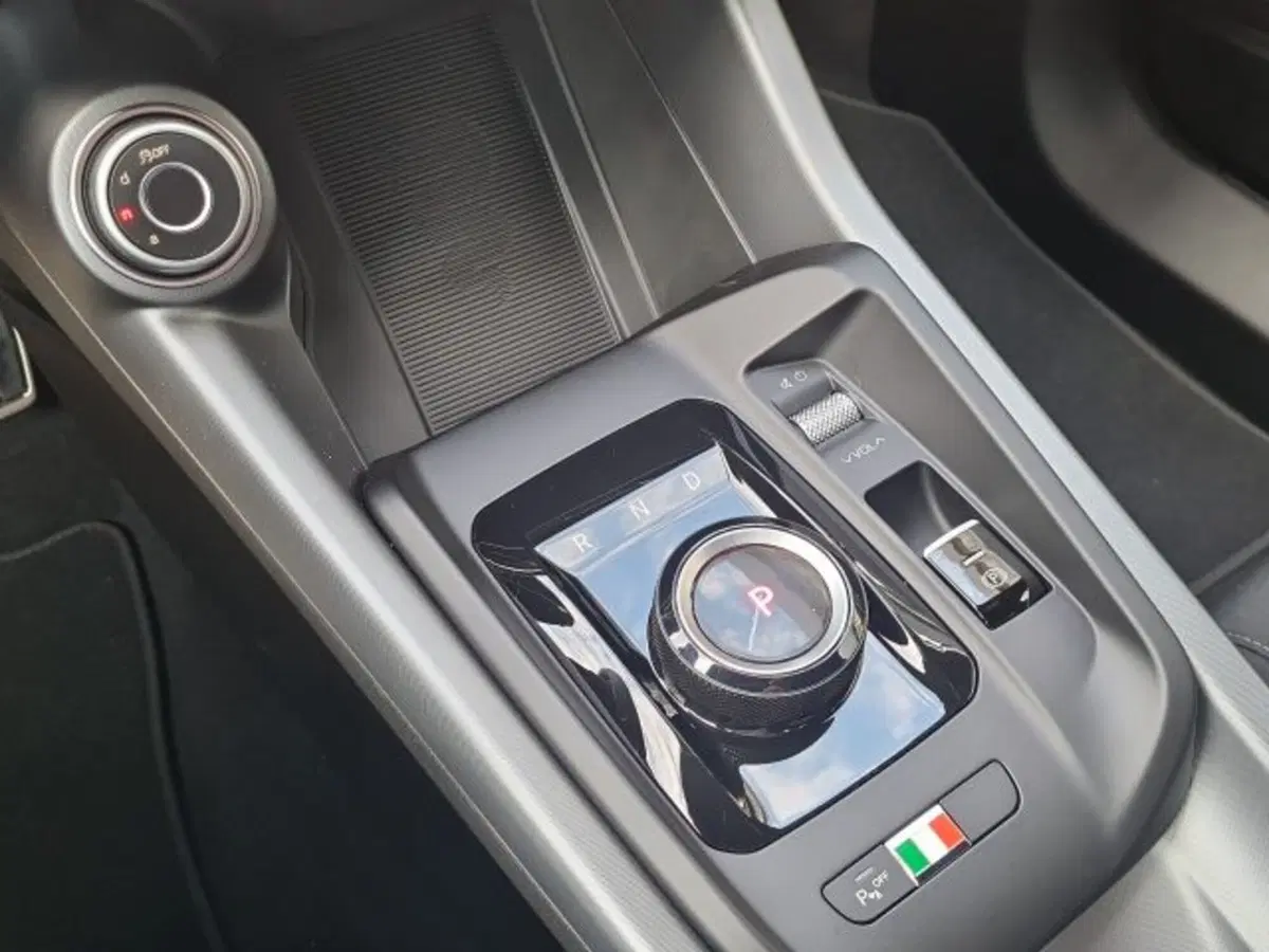 Alfa Romeo Tonale nuova a Monza e Brianza (18)