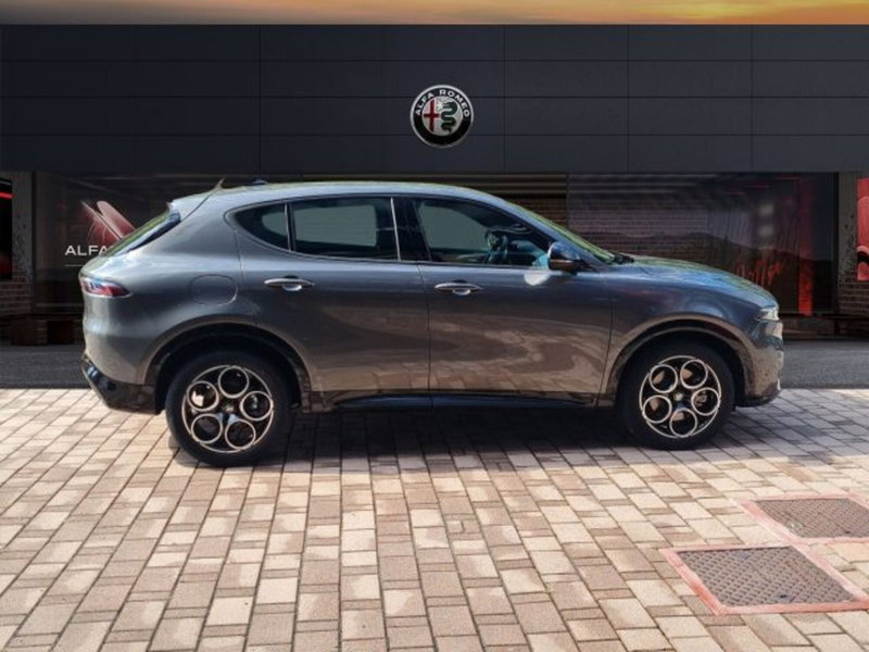 Alfa Romeo Tonale nuova a Monza e Brianza (4)