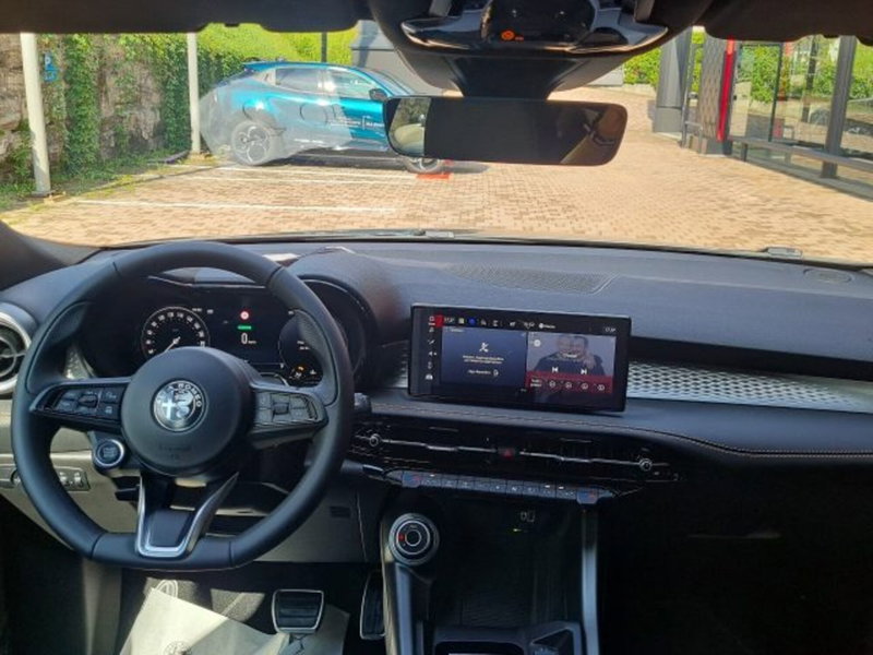 Alfa Romeo Tonale nuova a Monza e Brianza (8)