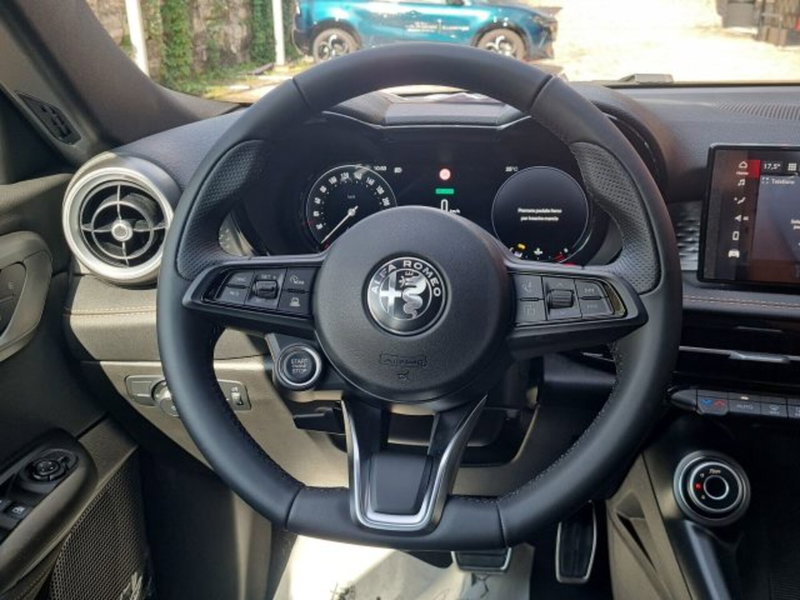 Alfa Romeo Tonale nuova a Monza e Brianza (9)