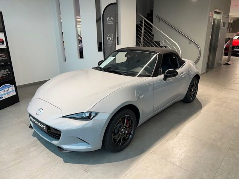 Mazda MX-5 nuova a Cuneo (6)