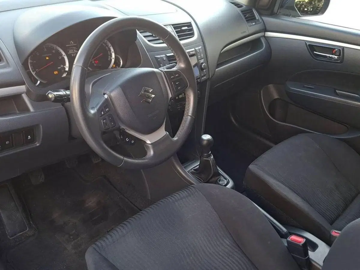 Suzuki Swift usata a Torino (11)